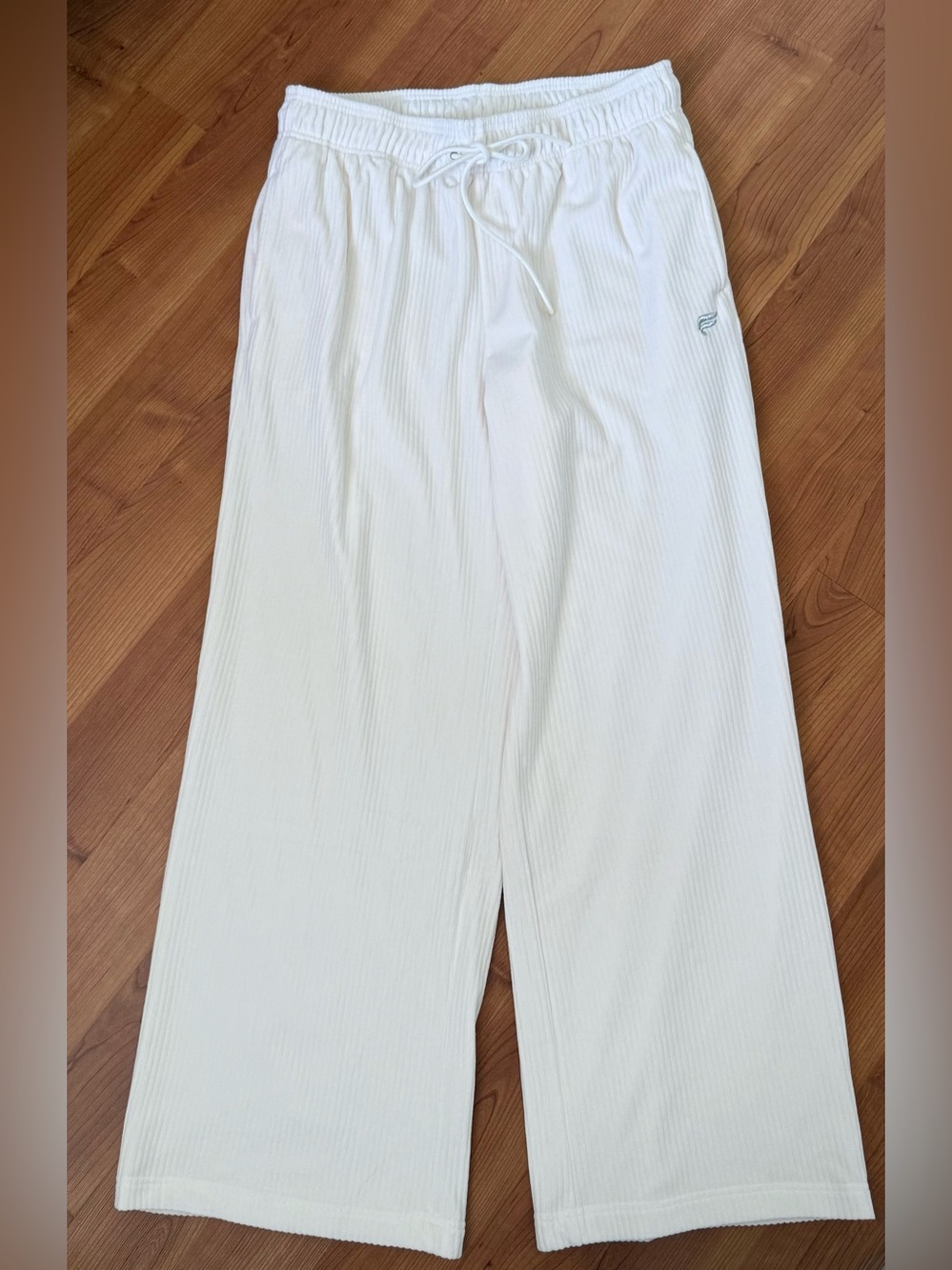 Fabletics UltraSoft Plush Rib Wide Leg Pant L White Drawstring